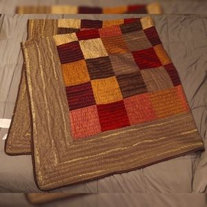 Better Homes & Gardens Patchwork Silk Quilt